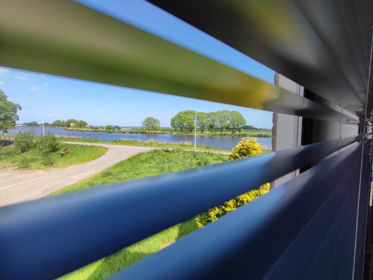 Guesthouse At The Amstel River With 2Br 2Ba And Garden أمستلفين المظهر الخارجي الصورة
