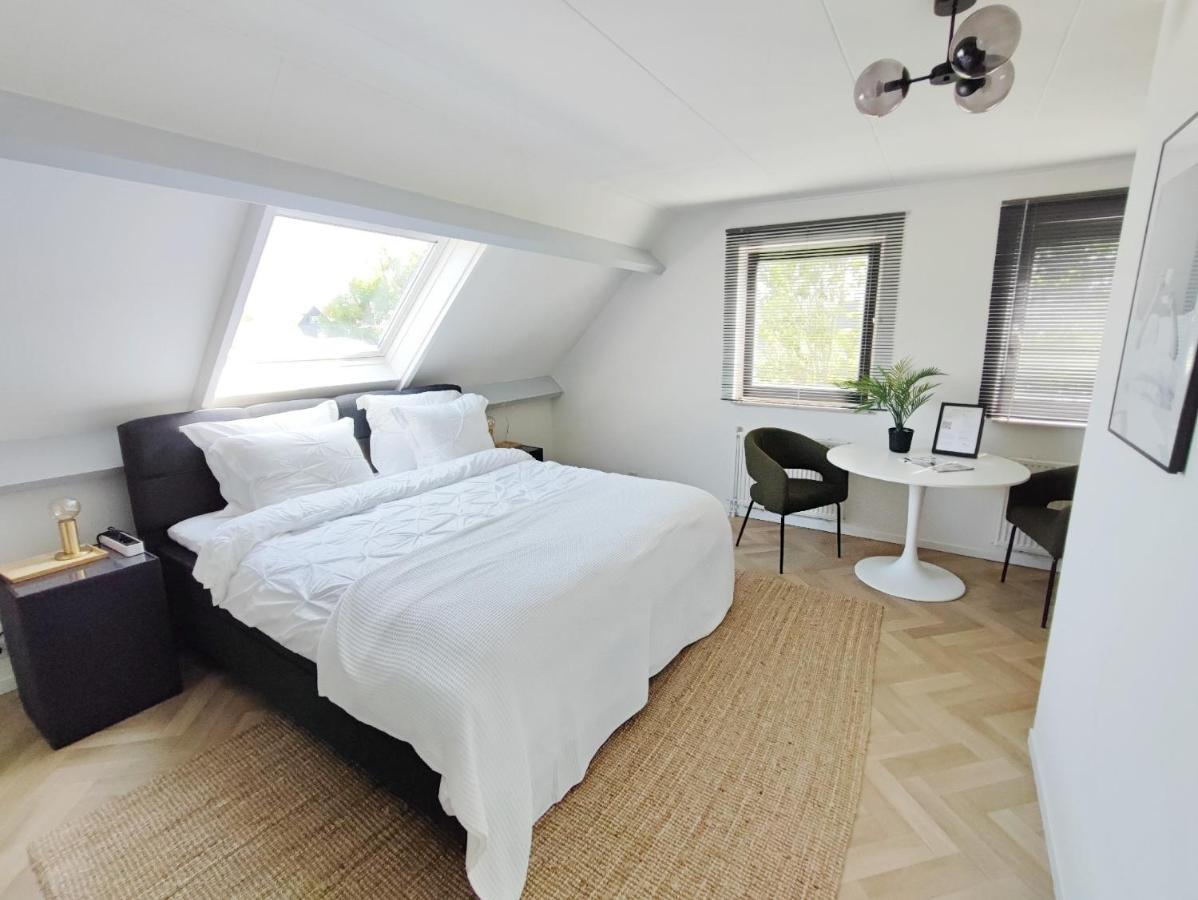 Guesthouse At The Amstel River With 2Br 2Ba And Garden أمستلفين المظهر الخارجي الصورة